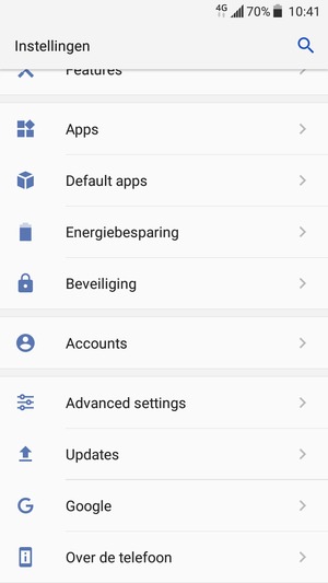 Scroll naar en selecteer Updates
