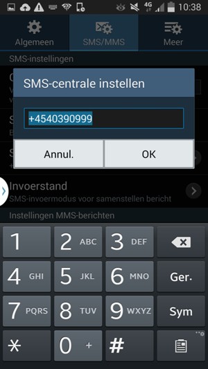 Voer het SMS-centrale nummer in en selecteer OK