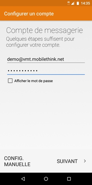 Saisissez votre adresse e-mail et votre mot de passe et sélectionnez SUIVANT