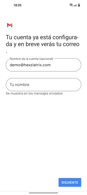 Déle a su cuenta un nombre y escriba su nombre. Seleccione SIGUIENTE