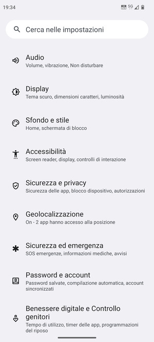 Scorri e seleziona Sicurezza e privacy