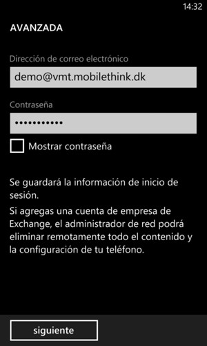 Introduzca su Dirección de correo electrónico y Contraseña. Seleccione siguiente