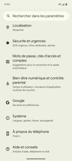 Faites défiler et sélectionnez Mots de passe, clés d'accès et comptes