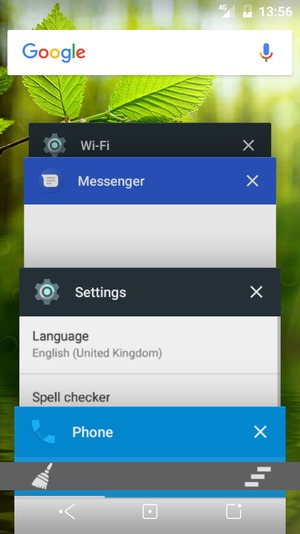 Select the Delete  icon to close all running apps