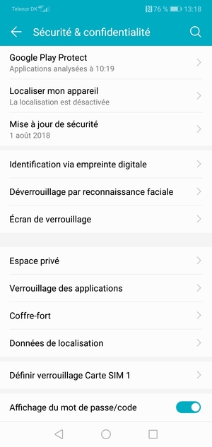 Sélectionnez Définir verrouillage Carte SIM