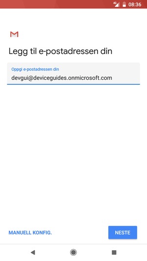 Skriv inn e-postadresse og velg MANUELL KONFIG.