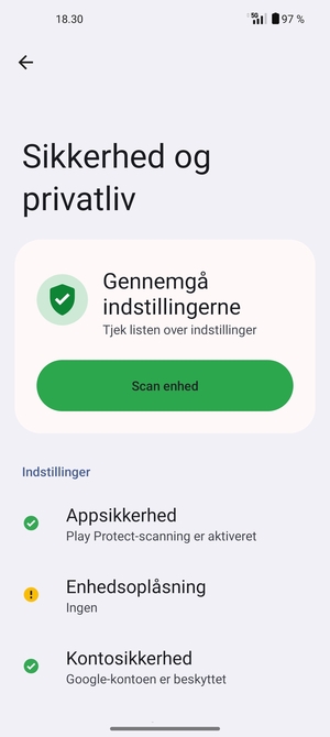 For at aktivere din skærmlås, gå til menuen Sikkerhed og privatliv og vælg Enhedsoplåsning