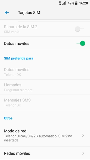 Desplácese y seleccione Redes móviles