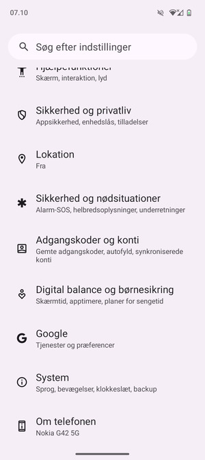 Vend tilbage til menuen Indstillinger og vælg Adgangskoder og konti