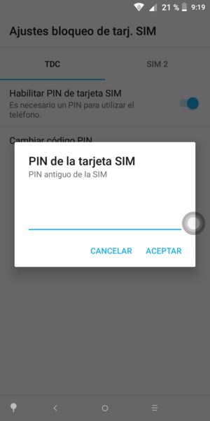 Introduzca su PIN antiguo de la SIM y seleccione ACEPTAR