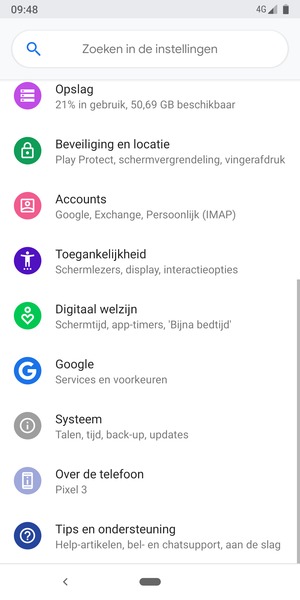 Keer terug naar het Instellingen menu en selecteer Accounts