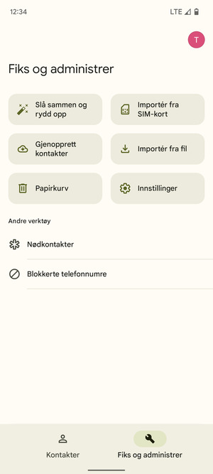 Velg Importér fra SIM-kort