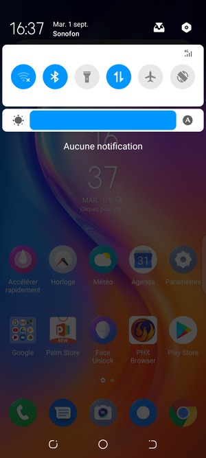 Déroulez à nouveau le menu du haut