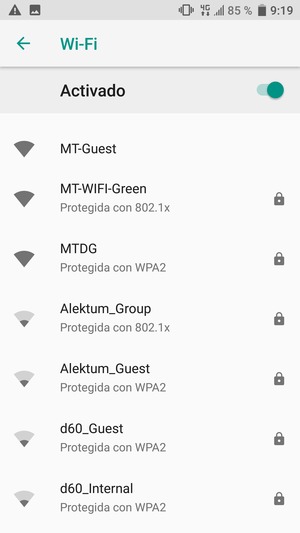 Seleccione la red inalámbrica a la que desea conectarse