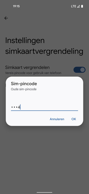 Voer uw Oude sim-pincode in en selecteer OK