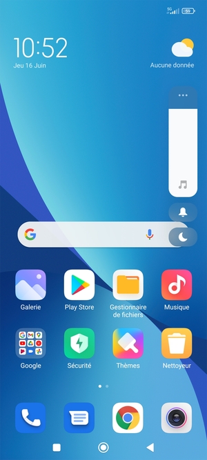 Maintenir appuyé pour baisser le volume au niveau requis