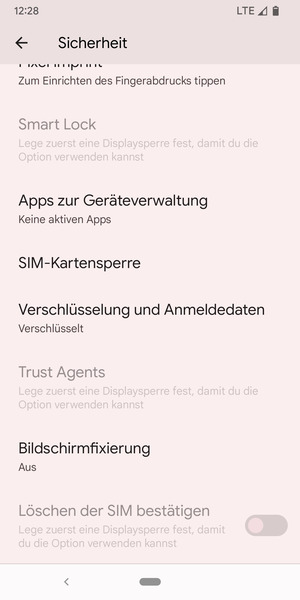 Scrollen Sie und wählen Sie SIM-Kartensperre