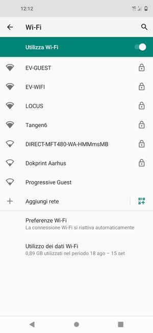 Seleziona la rete wireless a cui desideri connetterti