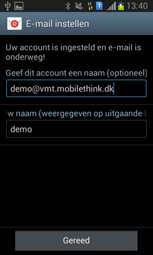 Geef uw account een naam en voer uw naam in. Selecteer Gereed