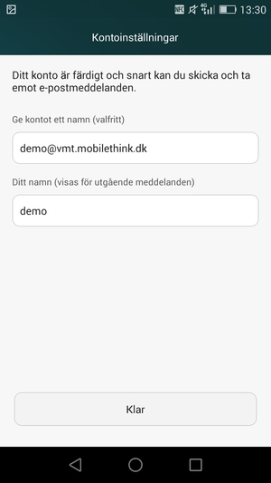 Ge ditt konto ett namn och ange ditt namn. Välj Klar