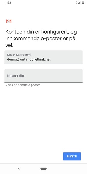 Gi kontoen din et navn, og skriv inn navnet ditt. Velg NESTE