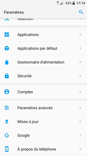 Faites défiler et sélectionnez Comptes