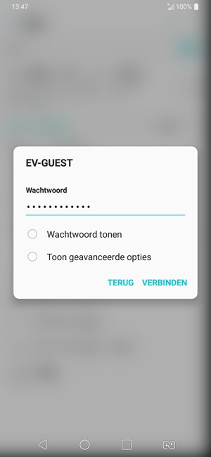 Voer het WiFi-wachtwoord in en selecteer VERBINDEN