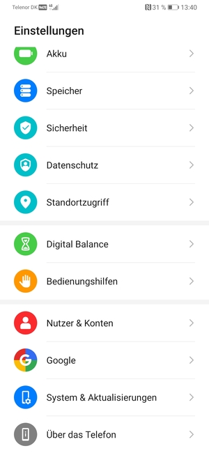 Scrollen Sie und wählen Sie System & Aktualisierungen