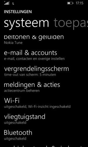 Scroll naar en selecteer Wi-Fi