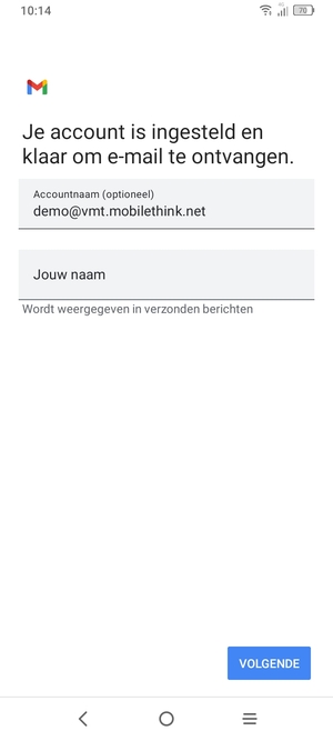 Geef uw account een naam en voer uw naam in. Selecteer VOLGENDE