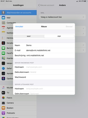 Selecteer POP of IMAP en voer e-mailgegevens voor SERVER INKOMENDE POST in