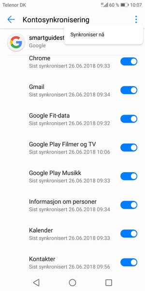 Velg menyknappen og velg Synkroniser nå