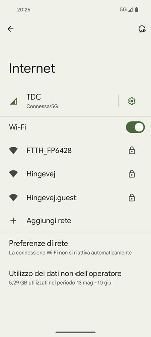 Seleziona la rete wireless a cui desideri connetterti