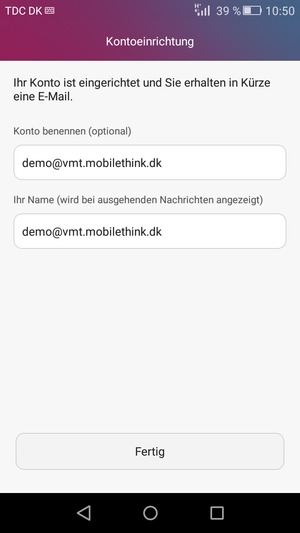 Geben Sie Ihrem Konto einen Namen und geben Sie Ihren Namen ein. Wählen Sie Fertig