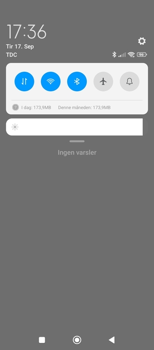 Dra ned toppmenyen igjen