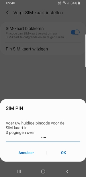 Voer uw Huidige pincode voor de SIM-kaart in en selecteer OK