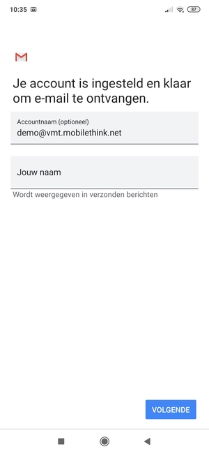 Geef uw account een naam en voer uw naam in. Selecteer VOLGENDE