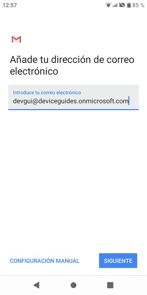 Introduzca su Dirección de correo electrónico y seleccione CONFIGURACIÓN MANUAL