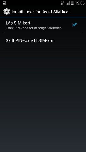 Vælg Skift PIN-kode til SIM-kort