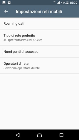 Per modificare la rete, in presenza di problemi, seleziona Operatori di rete