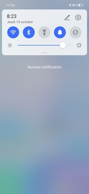 Déroulez à nouveau le menu du haut