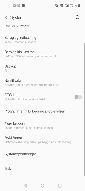 Scroll til og vælg Systemopdateringer