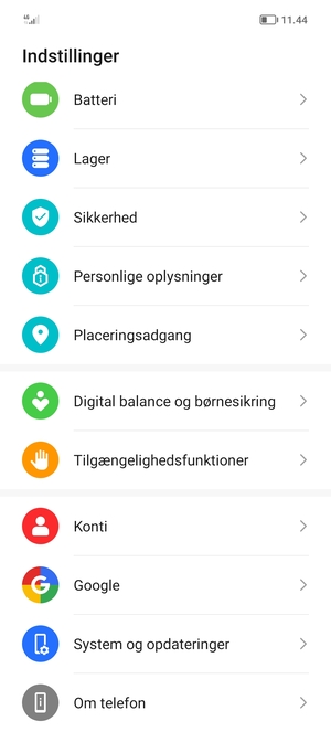 Scroll til og vælg Konti