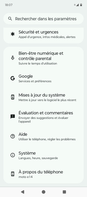 Faites défiler et sélectionnez Mises à jour du système