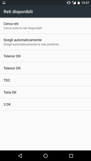 Seleziona un operatore di rete dall'elenco