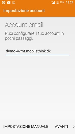 Inserisci il tuo indirizzo email e seleziona AVANTI