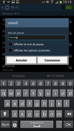 Saisissez le mot de passe du Wi-Fi et sélectionnez Connexion