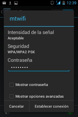 Introduzca la contraseña de Wi-Fi y seleccione Establecer conexión