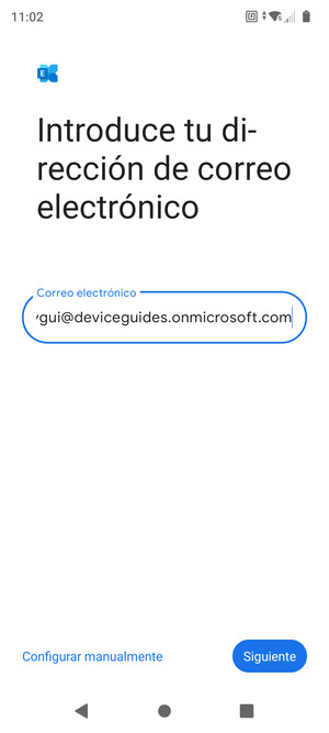 Introduzca su Dirección de correo electrónico y seleccione Configurar manualmente