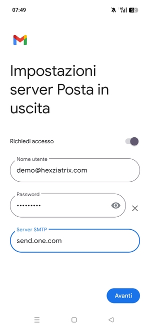 Inserisci l'indirizzo del server di posta in uscita e seleziona Avanti